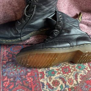 Dr. Marten Boots - size 41 / 9